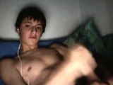 yound teen cums in bed