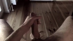 Massive Cumshot in Slow Motion