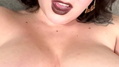 Big boob brunette masturbates on webcam