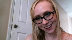 Amateur Blonde Teen Plays Solo with Toy Webcam Porn