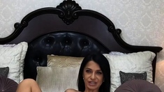 Big boobs milf masturbates with her dildo