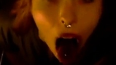 Svenska Caroline suger som en proffs