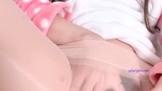 Japanese black girl toys masturbation