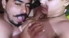 HInDI Hot Desi Couple