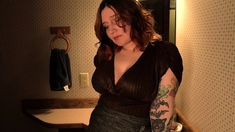 Bettie Bondage – Stepmom’s New Year’s Eve Confession