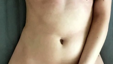 Big boob brunette masturbates on webcam