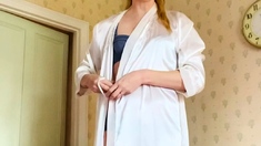 Blonde solo jerking off