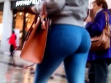 Insane Ass On Sexy Teen Shopper